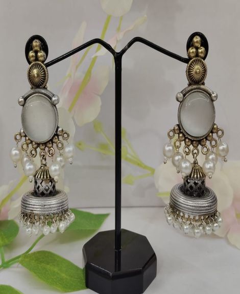 Brass Silver Pari Oxidised Doul Tone Earring 
